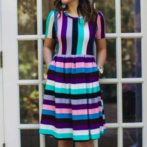 LuLaRoe 2xl Amelia Plus size Coral and Blue striped dress with pockets NWOT